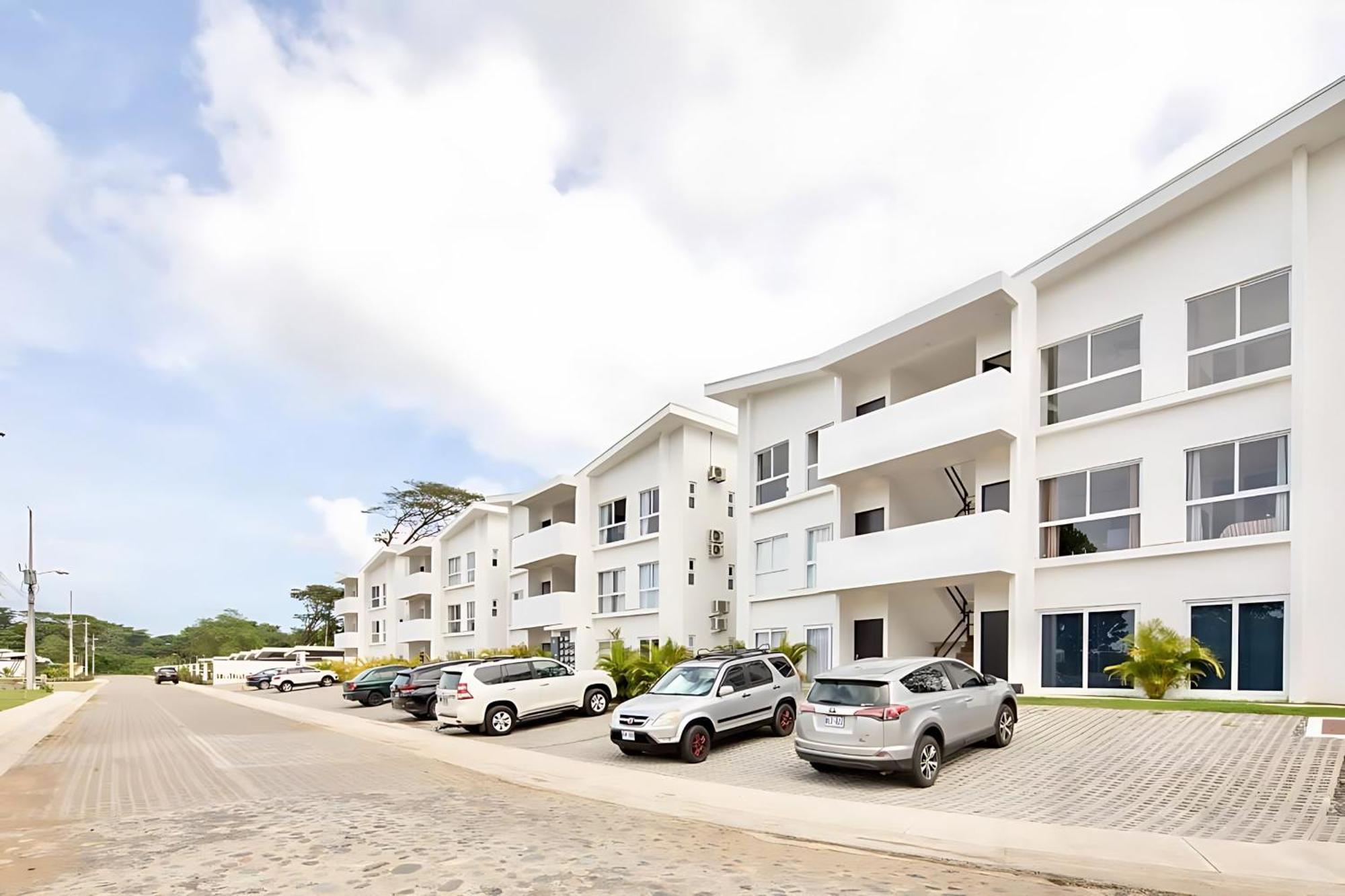 Modern 2Br Condo - Minutes From Jaco Beach - Prime Location Eksteriør bilde